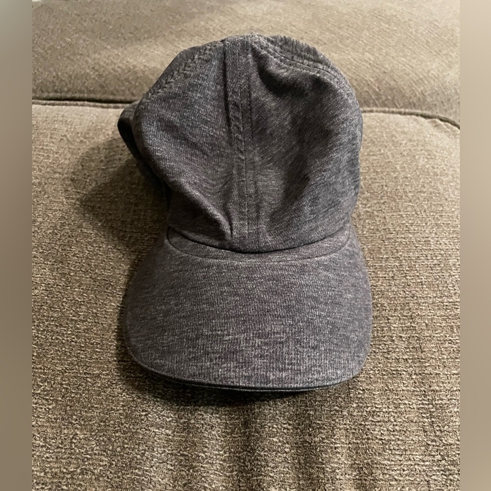 Lululemon women’s hat